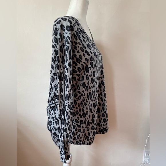 Joie | Leopard Animal Print Sweater - Picture 4 of 6